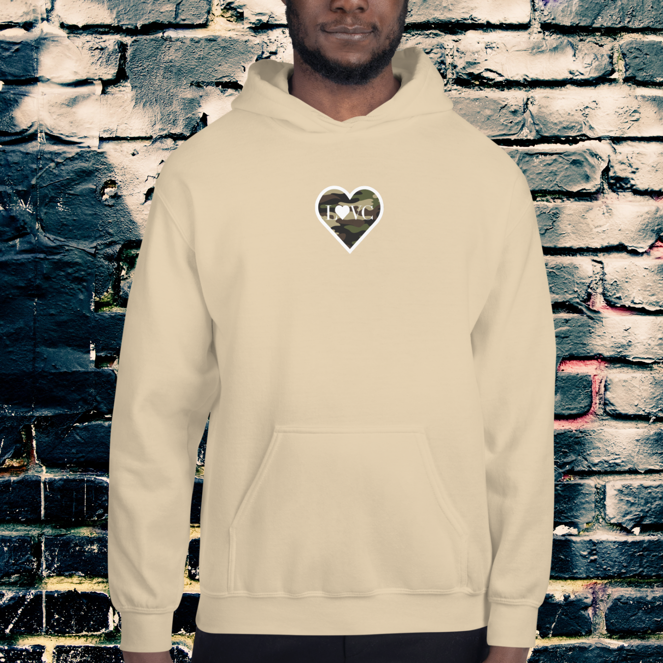 HOODIE CON CAPUCHA HOMBRE LOGO MILITAR