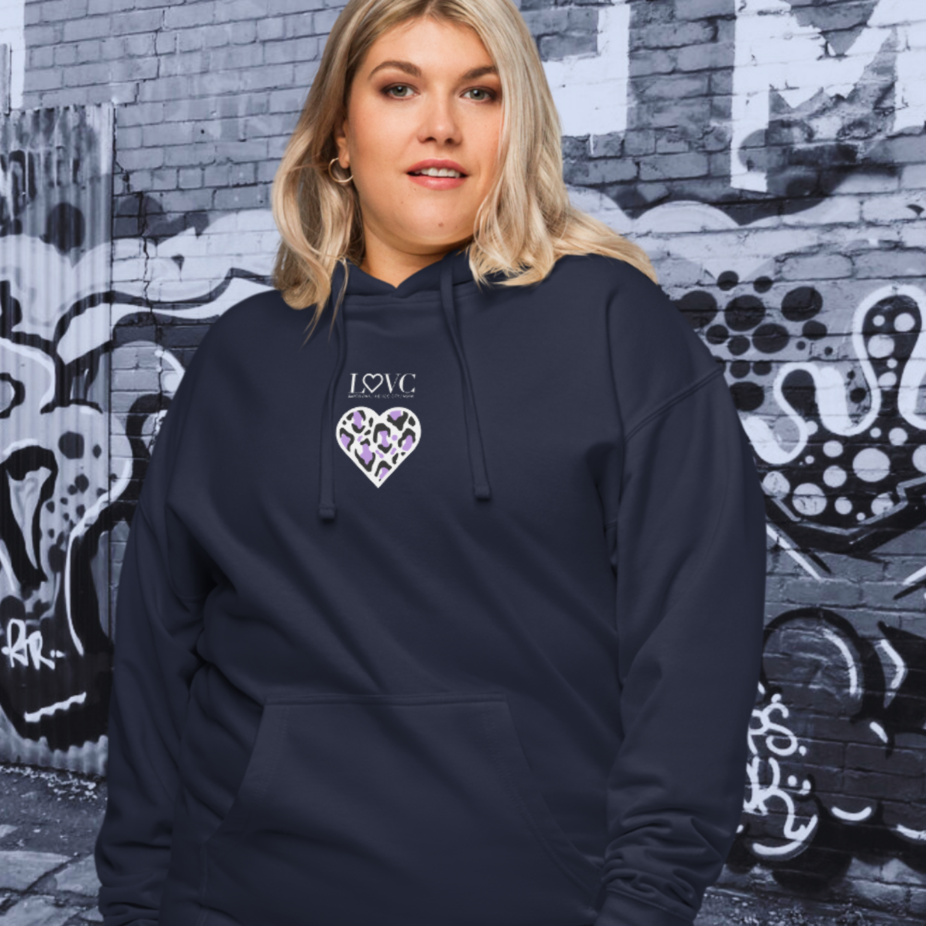 HOODIE PREMIUM CON CAPUCHA MUJER ANIMAL PRINT