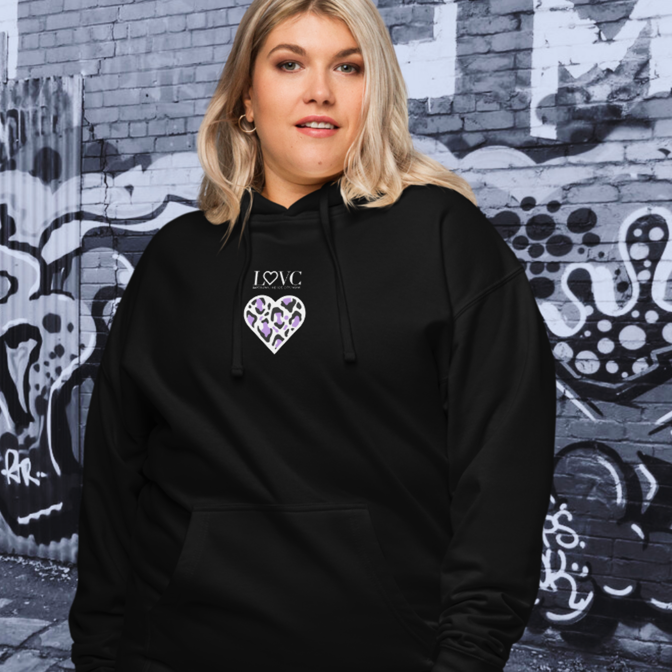 HOODIE PREMIUM CON CAPUCHA MUJER ANIMAL PRINT