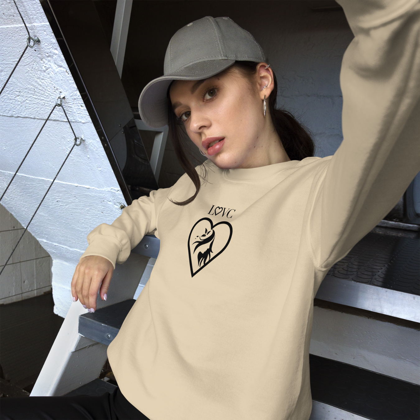 SUDADERA GRUESA MUJER SILUETA