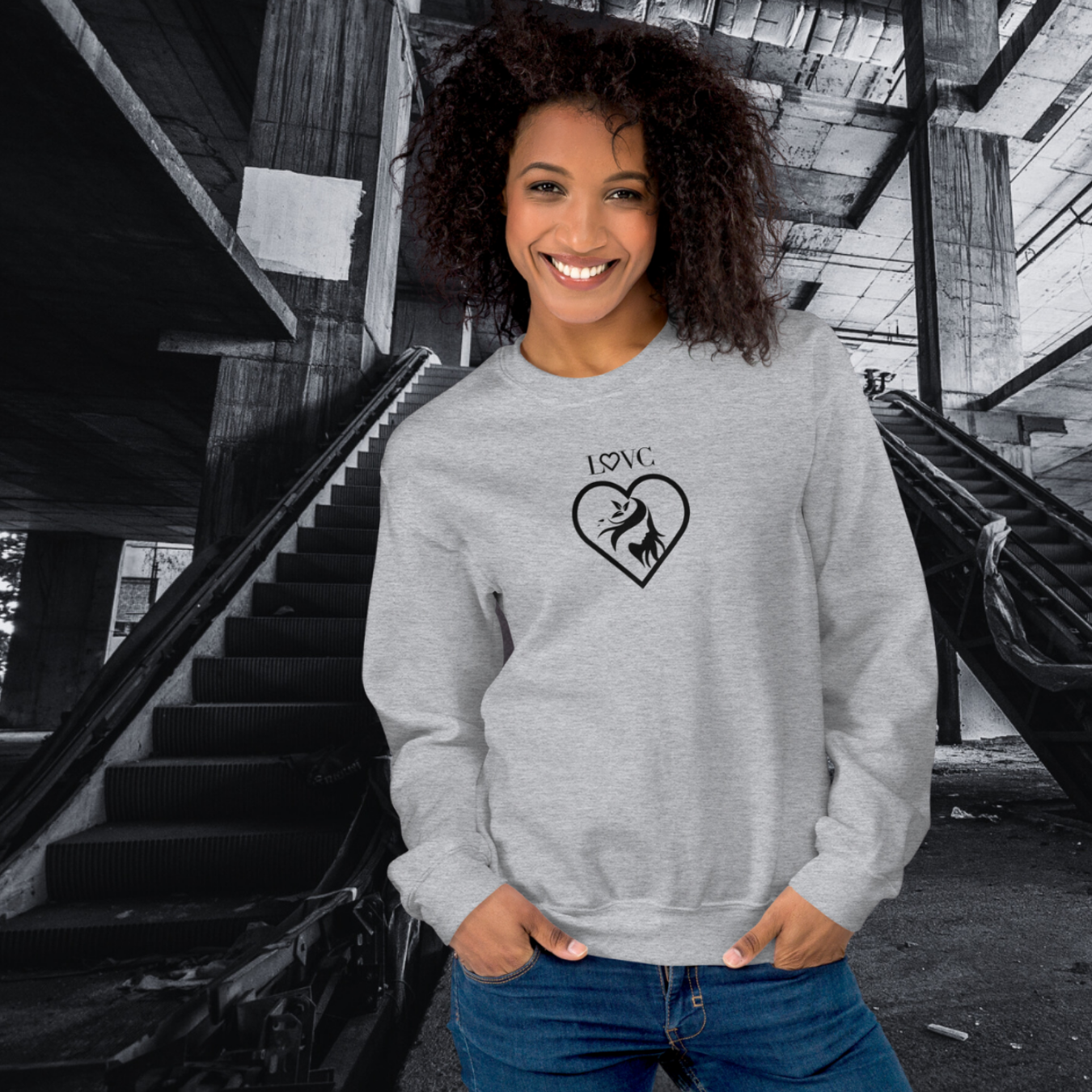 SUDADERA GRUESA MUJER SILUETA