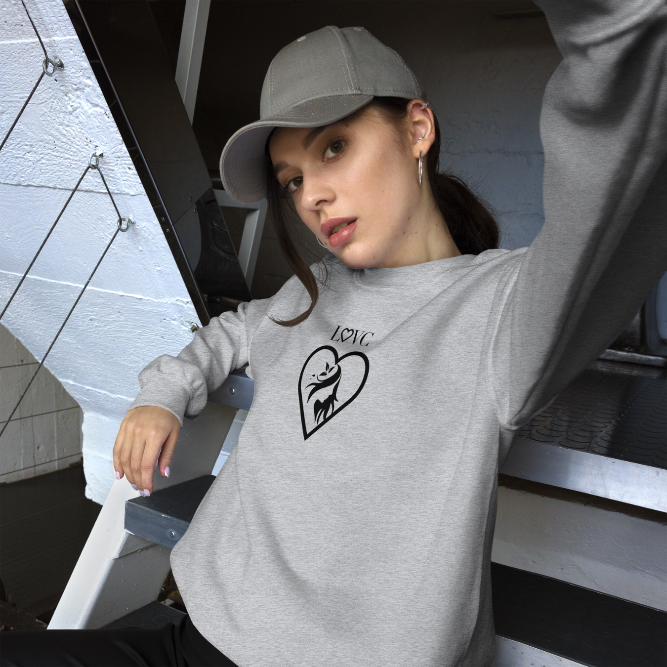 SUDADERA GRUESA MUJER SILUETA