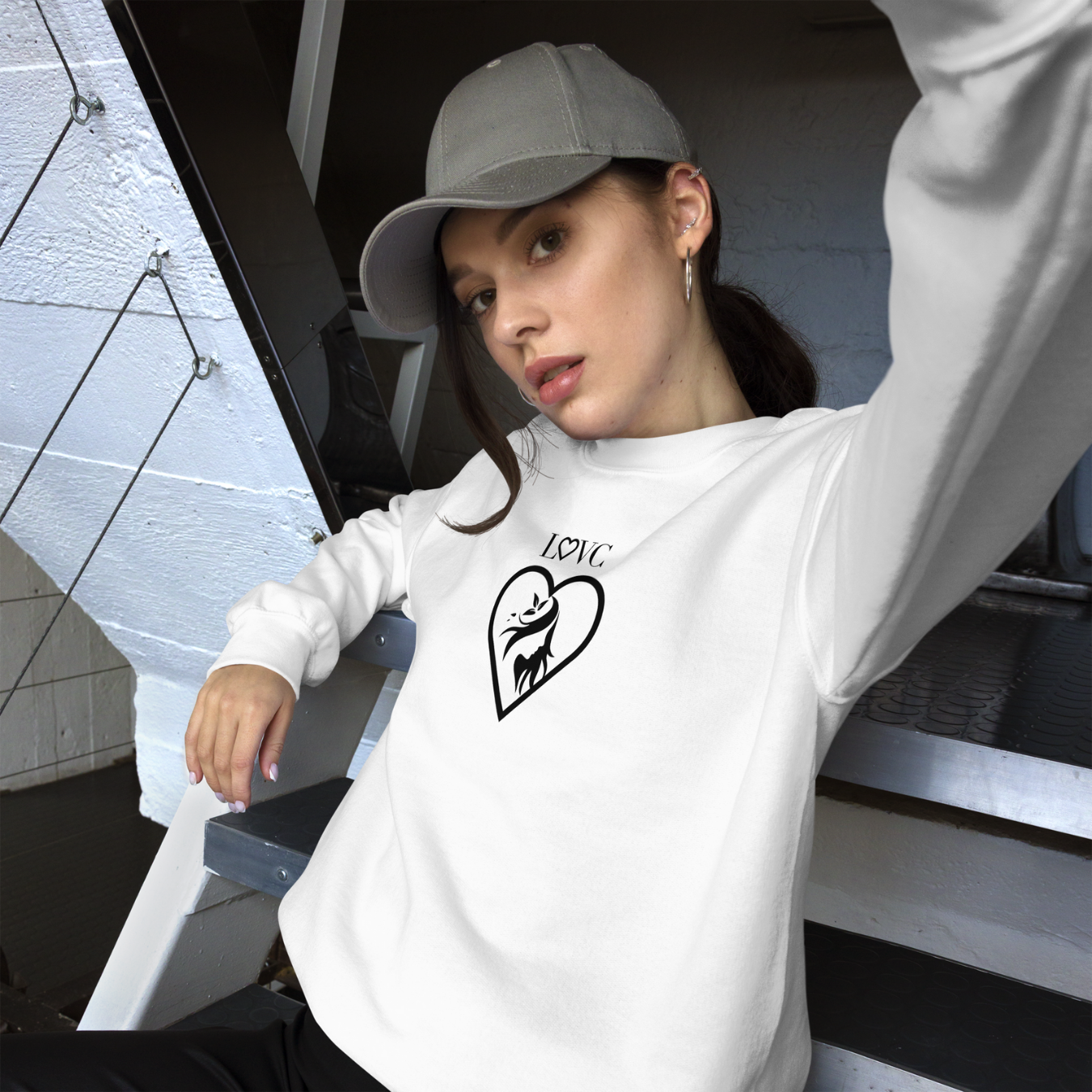 SUDADERA GRUESA MUJER SILUETA