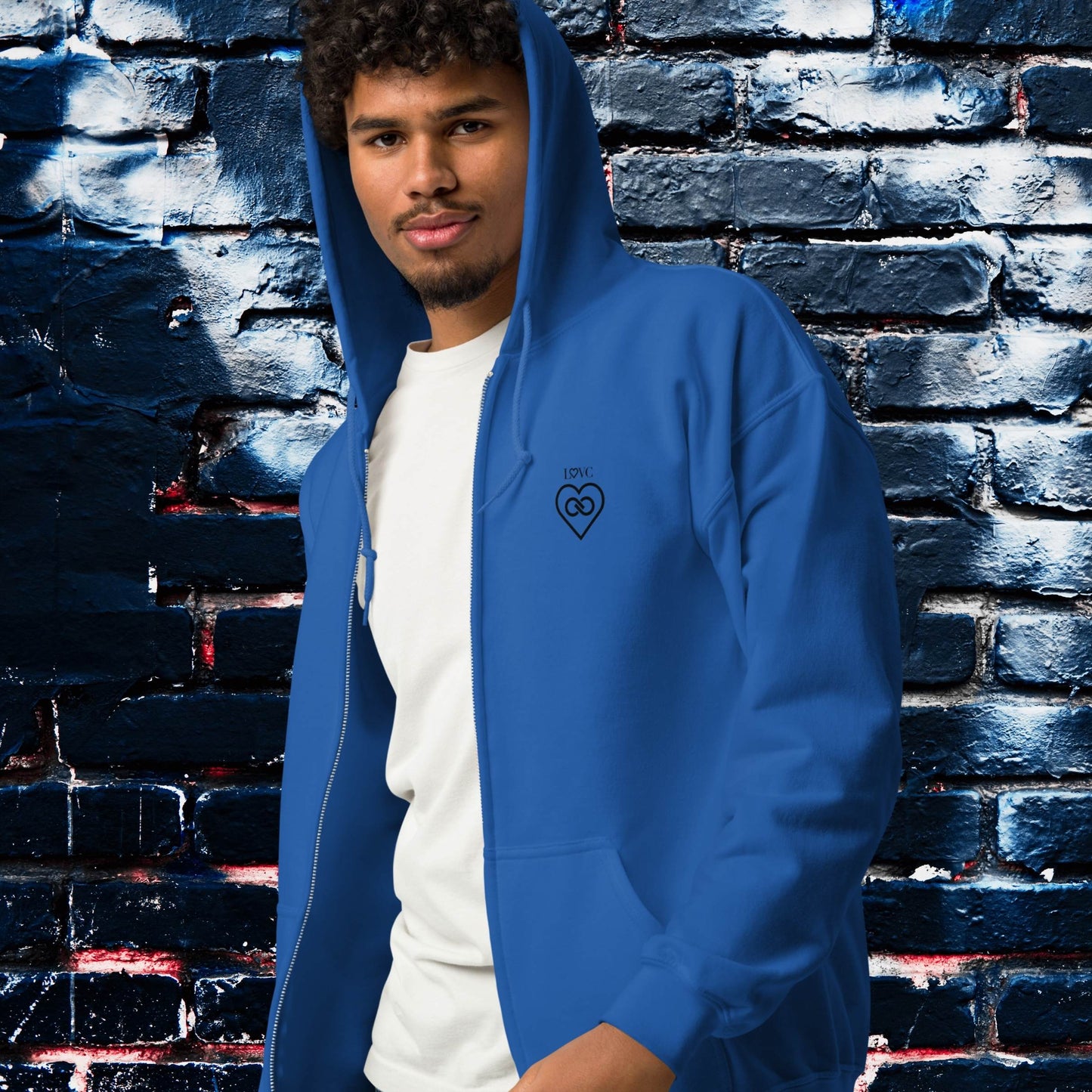 HOODIE CON CAPUCHA Y CREMALLERA HOMBRE INFINITE