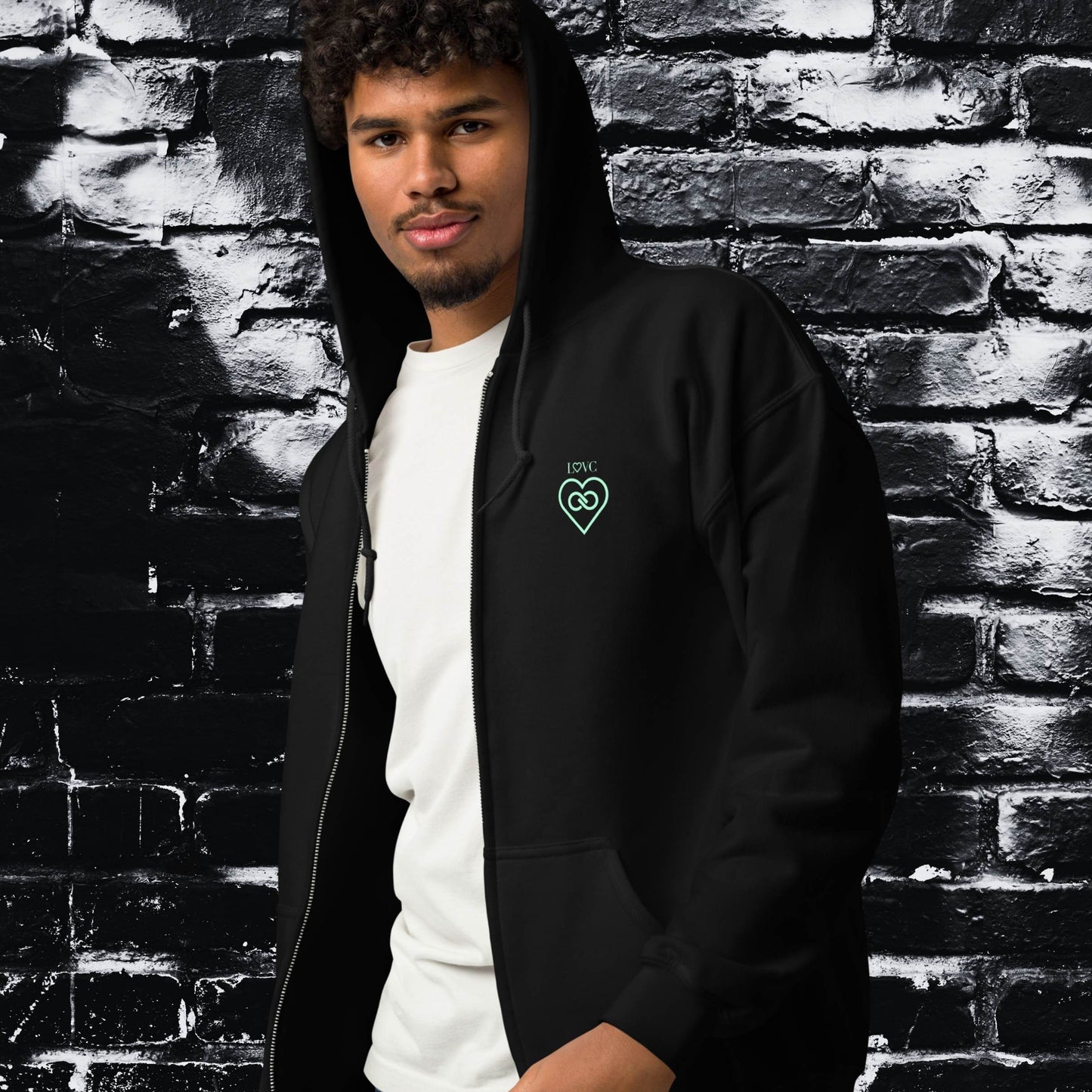 HOODIE CON CAPUCHA Y CREMALLERA HOMBRE INFINITE