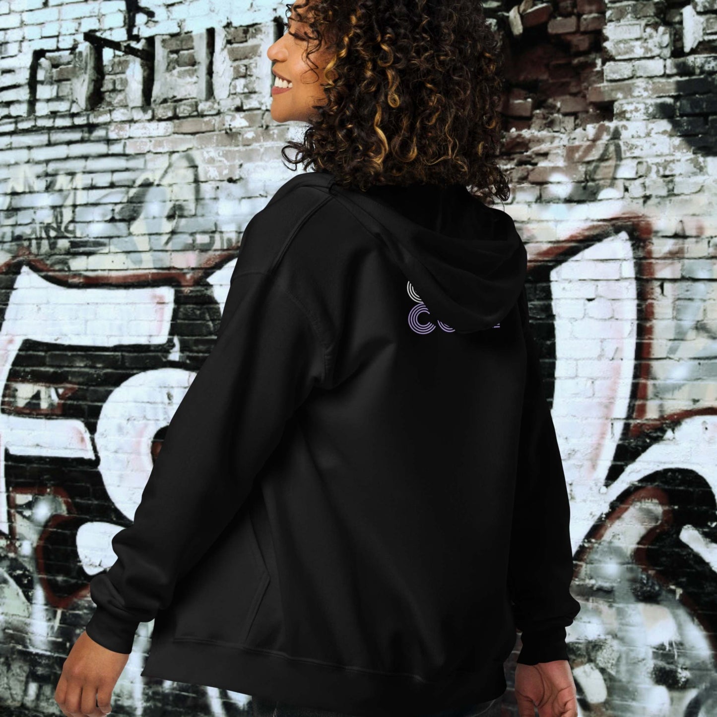 HOODIE CON CAPUCHA Y CREMALLERA MUJER COOL