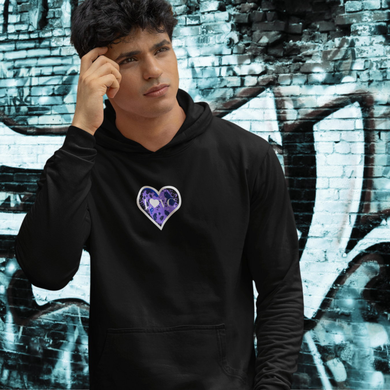 HOODIE CON CAPUCHA HOMBRE ANIMAL PRINT