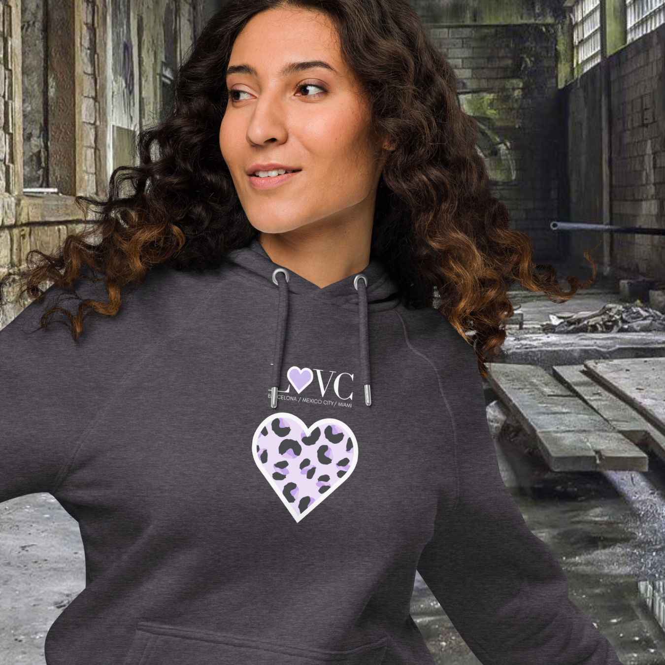 HOODIE CON CAPUCHA ECO MUJER ANIMAL PRINT
