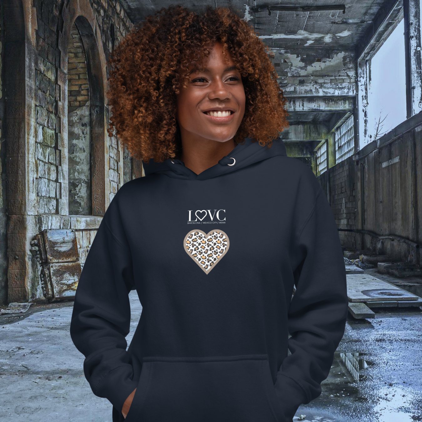 HOODIE CON CAPUCHA MUJER ANIMAL PRINT