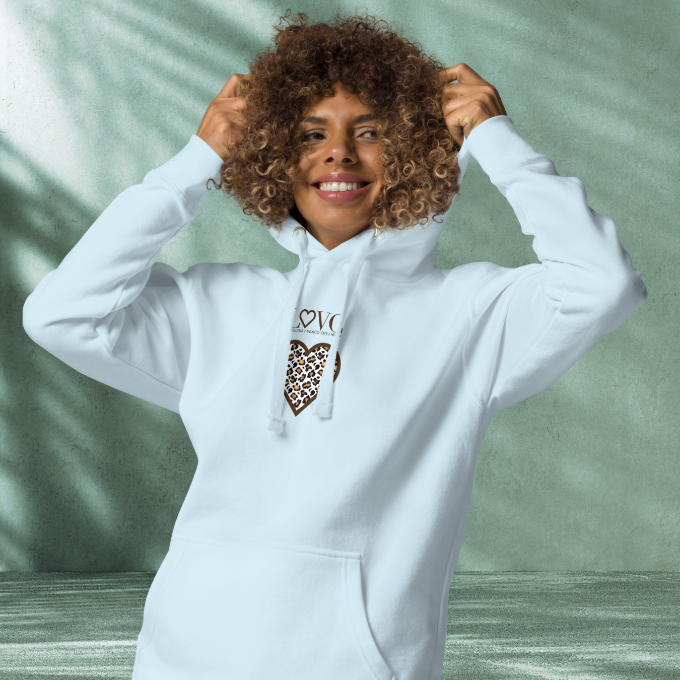 HOODIE CON CAPUCHA MUJER ANIMAL PRINT