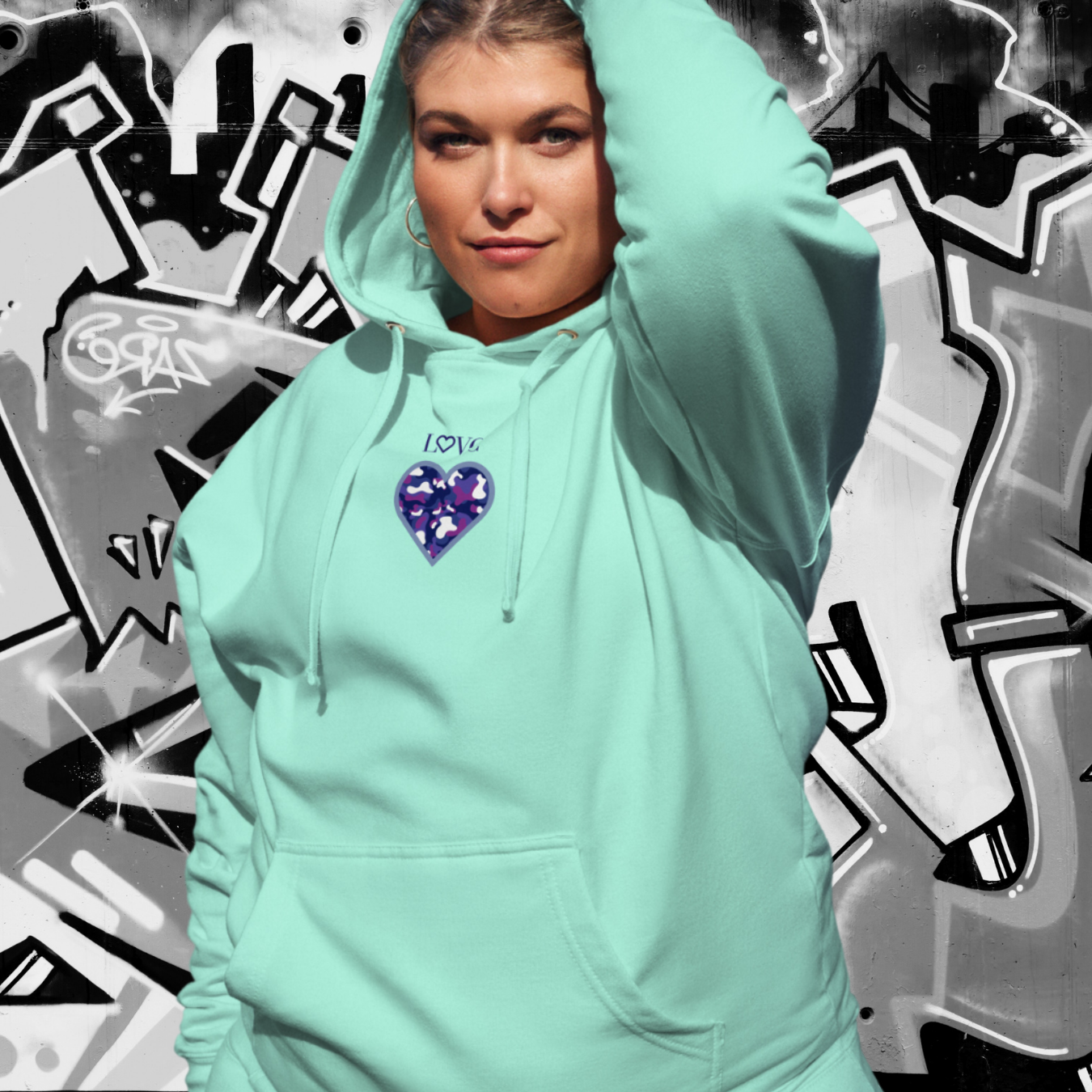 HOODIE PREMIUM CON CAPUCHA MUJER ANIMAL PRINT