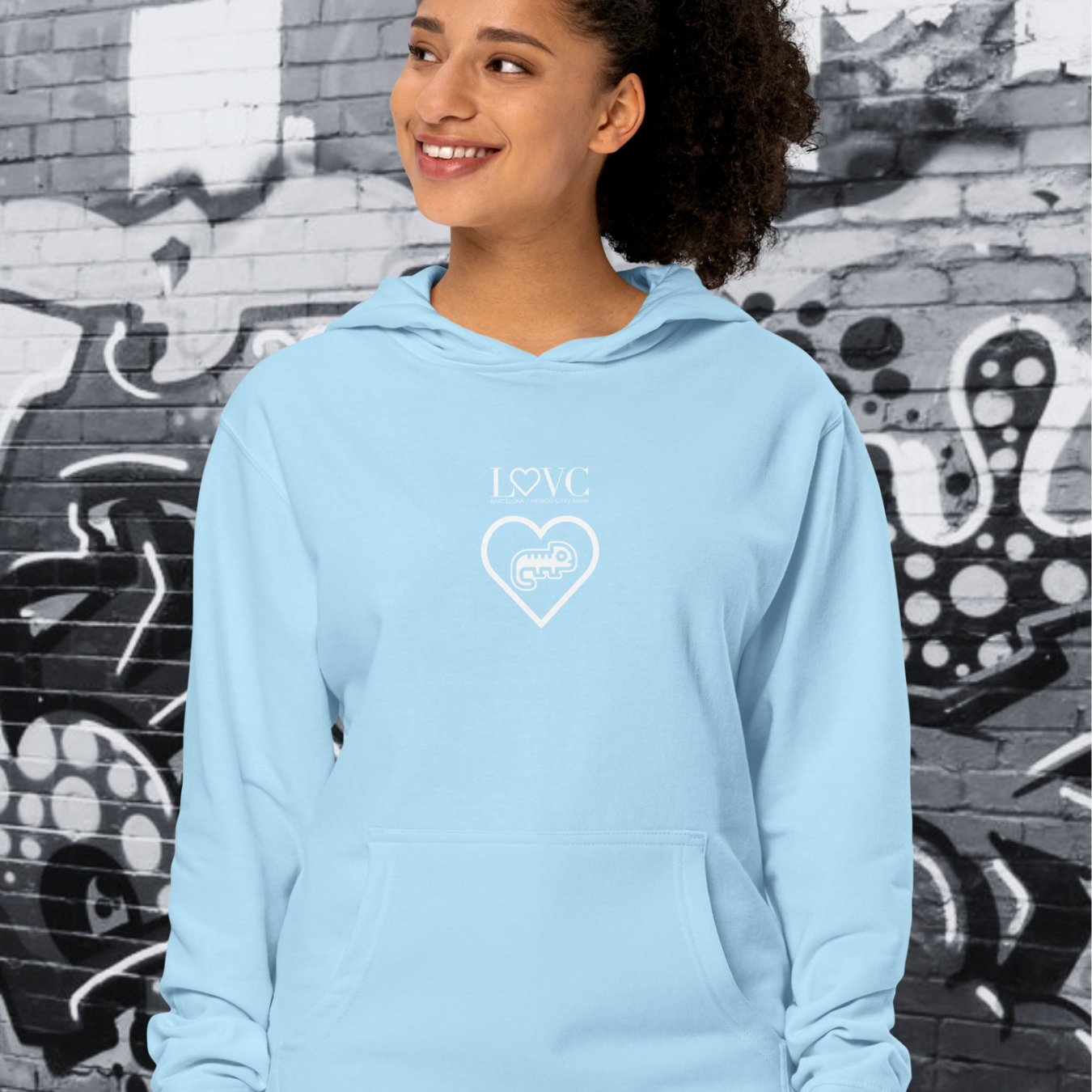 HOODIE PREMIUM CON CAPUCHA MUJER CAMALEÓN