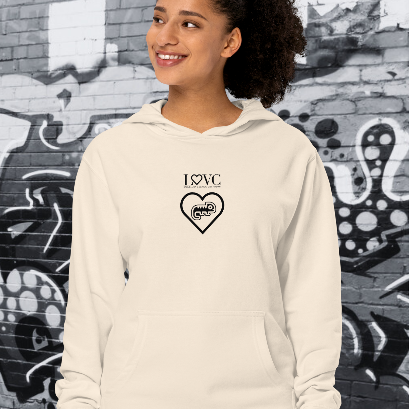 HOODIE PREMIUM CON CAPUCHA MUJER CAMALEÓN