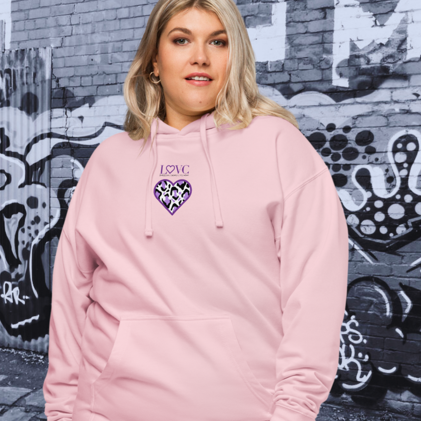 HOODIE PREMIUM CON CAPUCHA MUJER ANIMAL PRINT