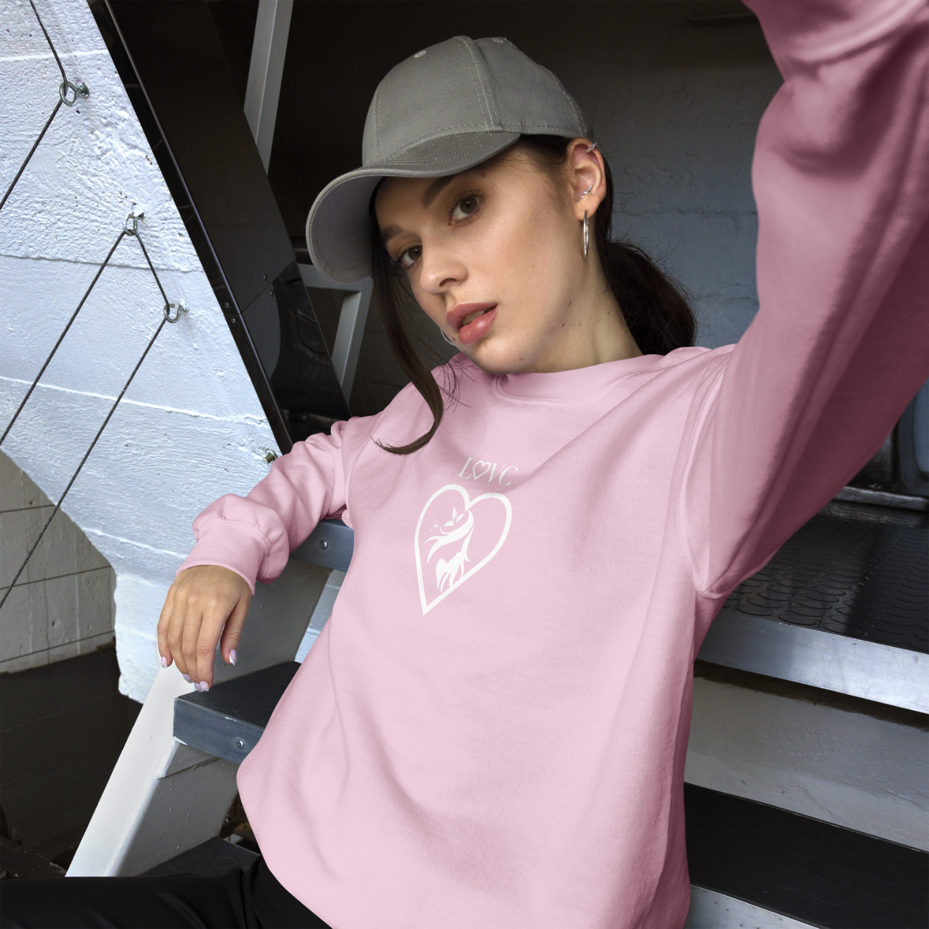 SUDADERA GRUESA MUJER SILUETA
