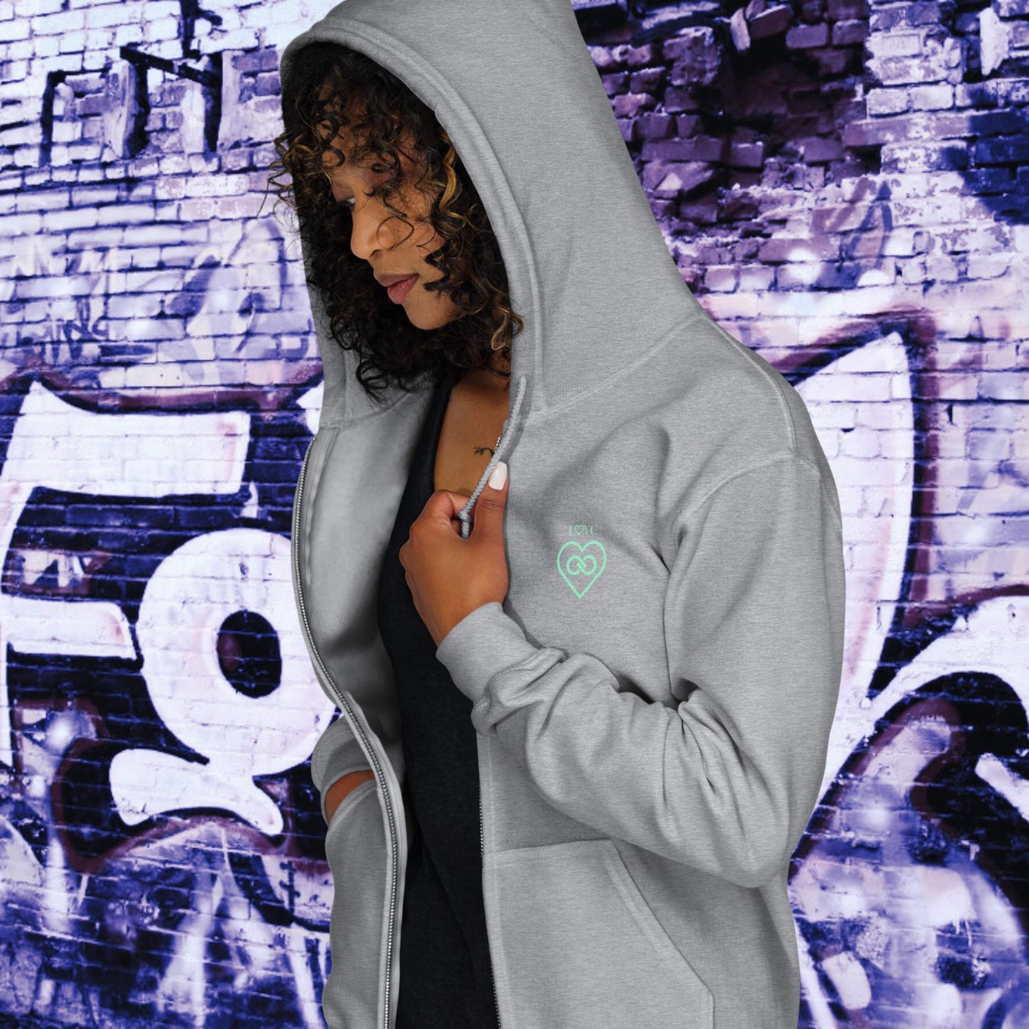 HOODIE CON CAPUCHA Y CREMALLERA MUJER INFINITE