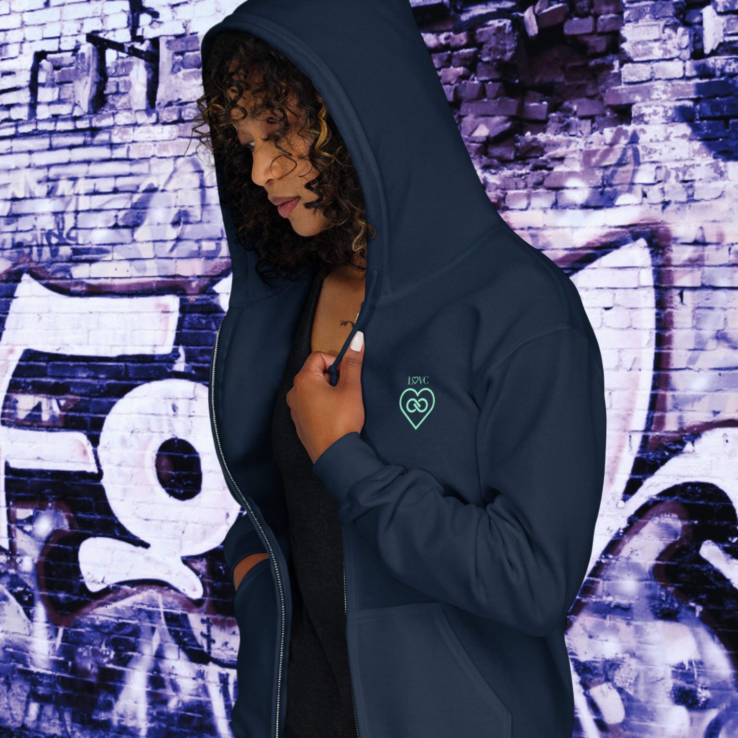 HOODIE CON CAPUCHA Y CREMALLERA MUJER INFINITE