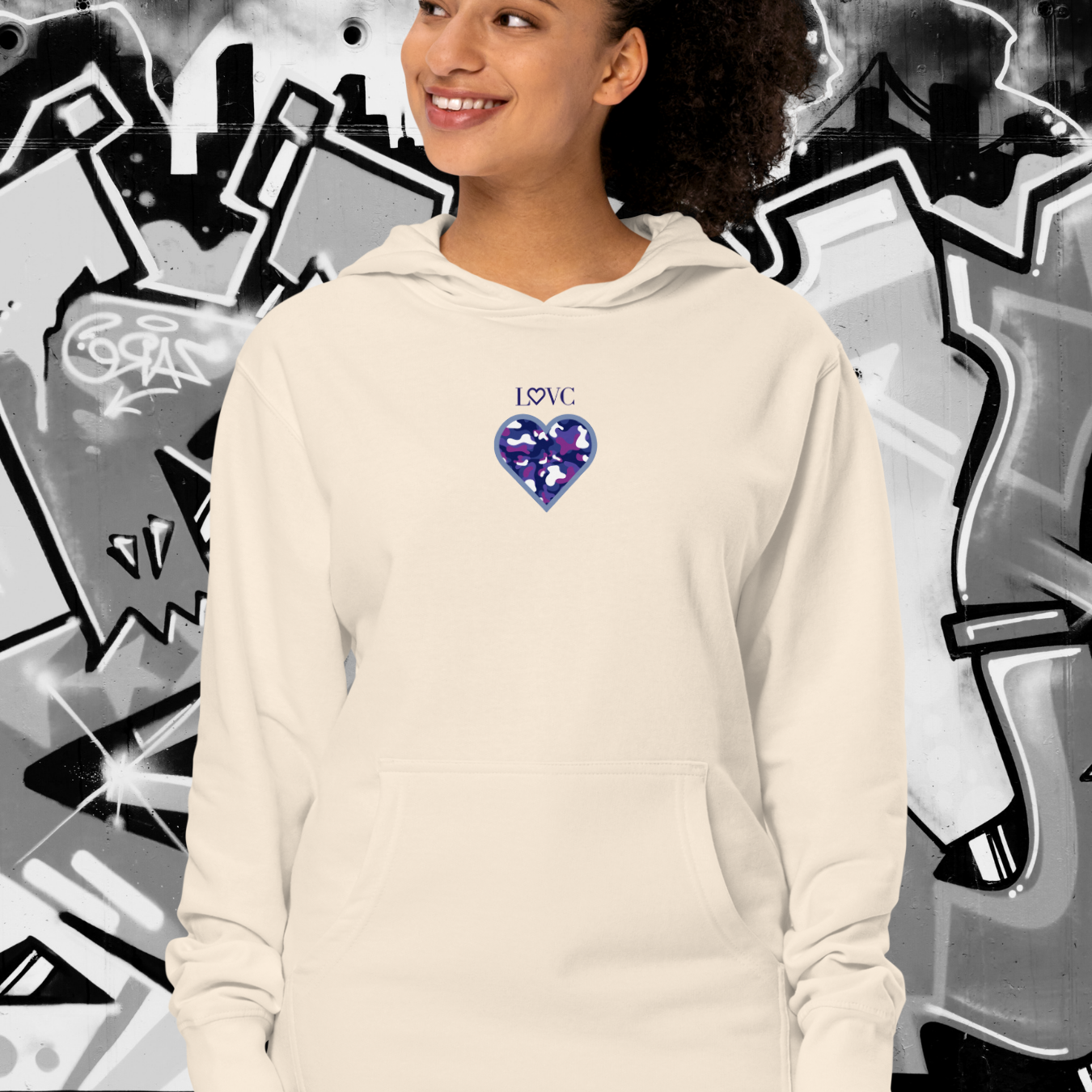 HOODIE PREMIUM CON CAPUCHA MUJER ANIMAL PRINT