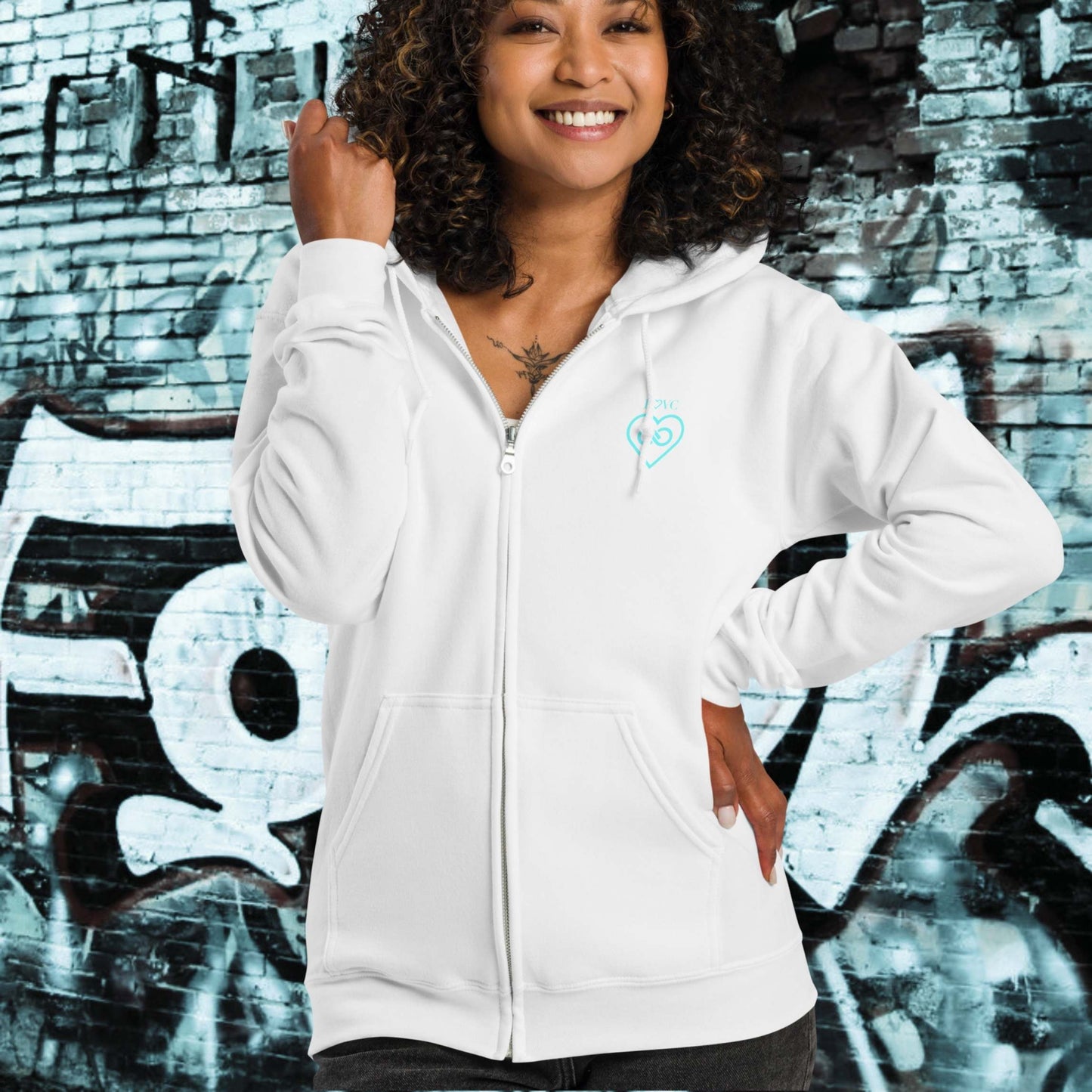 HOODIE CON CAPUCHA Y CREMALLERA MUJER INFINITE