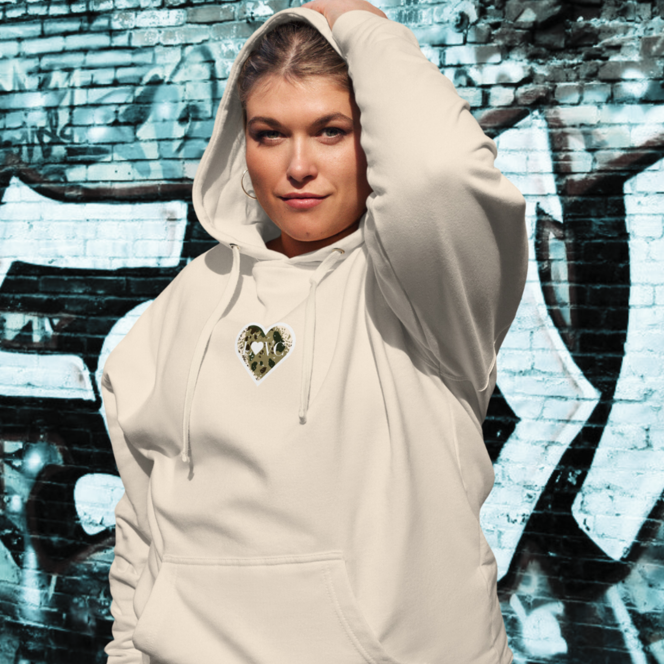 HOODIE PREMIUM CON CAPUCHA MUJER ANIMAL PRINT