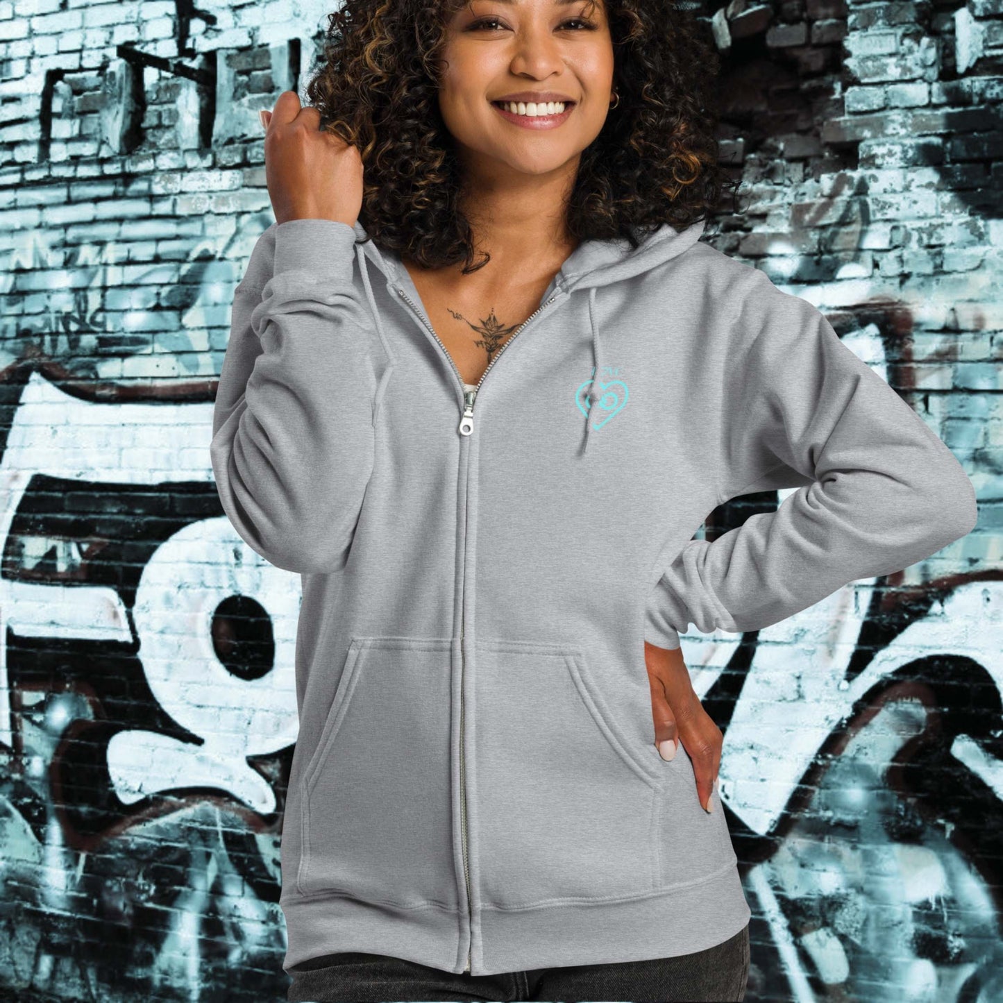 HOODIE CON CAPUCHA Y CREMALLERA MUJER INFINITE
