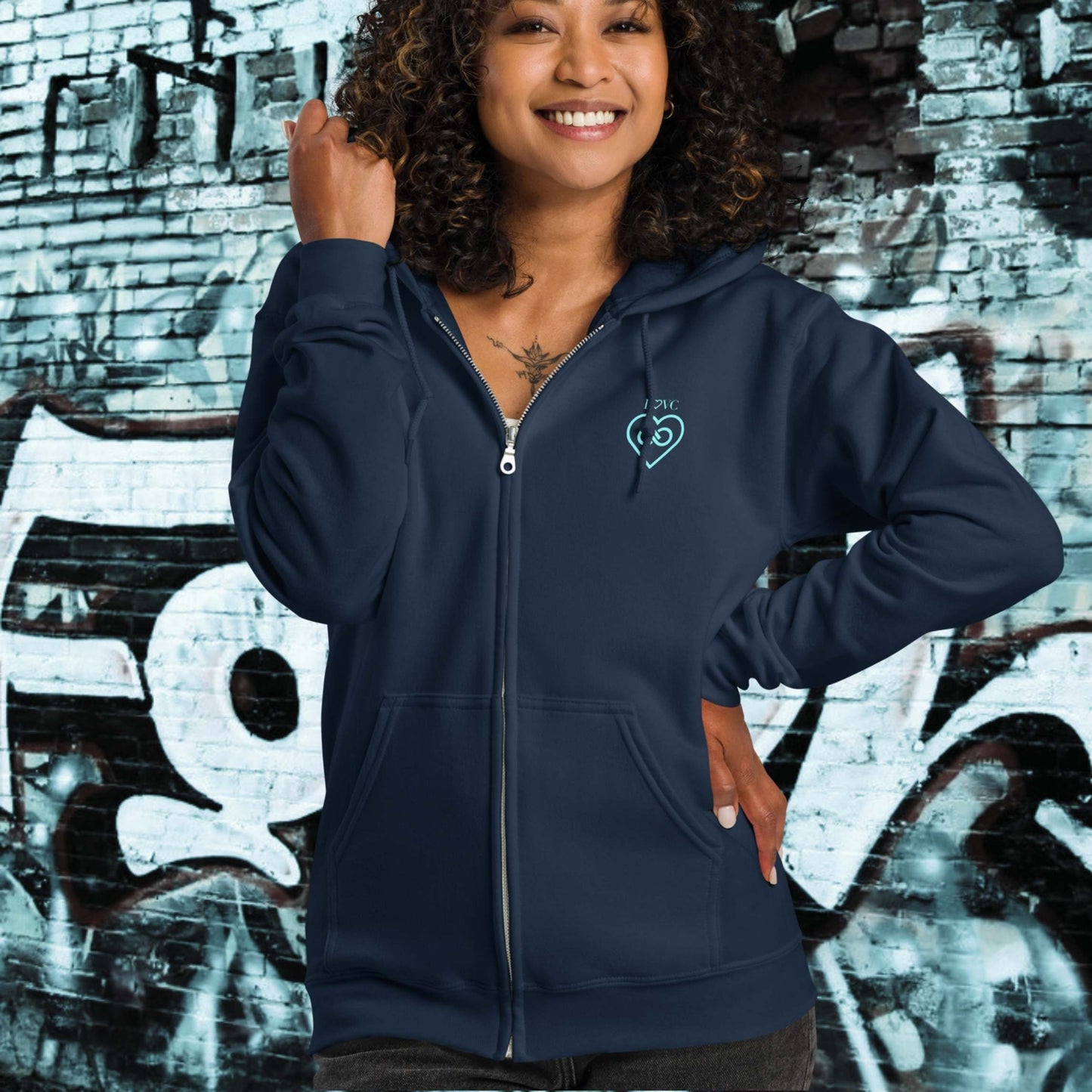 HOODIE CON CAPUCHA Y CREMALLERA MUJER INFINITE