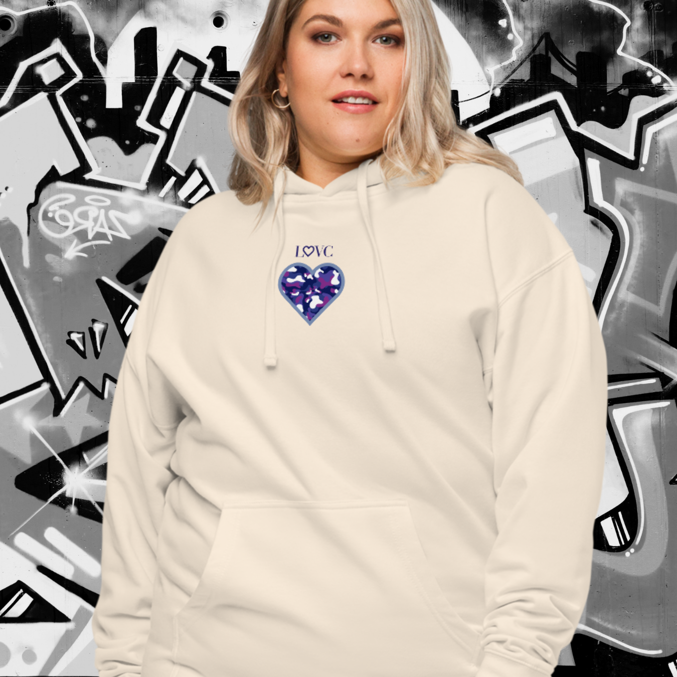 HOODIE PREMIUM CON CAPUCHA MUJER ANIMAL PRINT