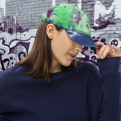 GORRA CON EFECTO TIE DYE MUJER LOGO BLANCO