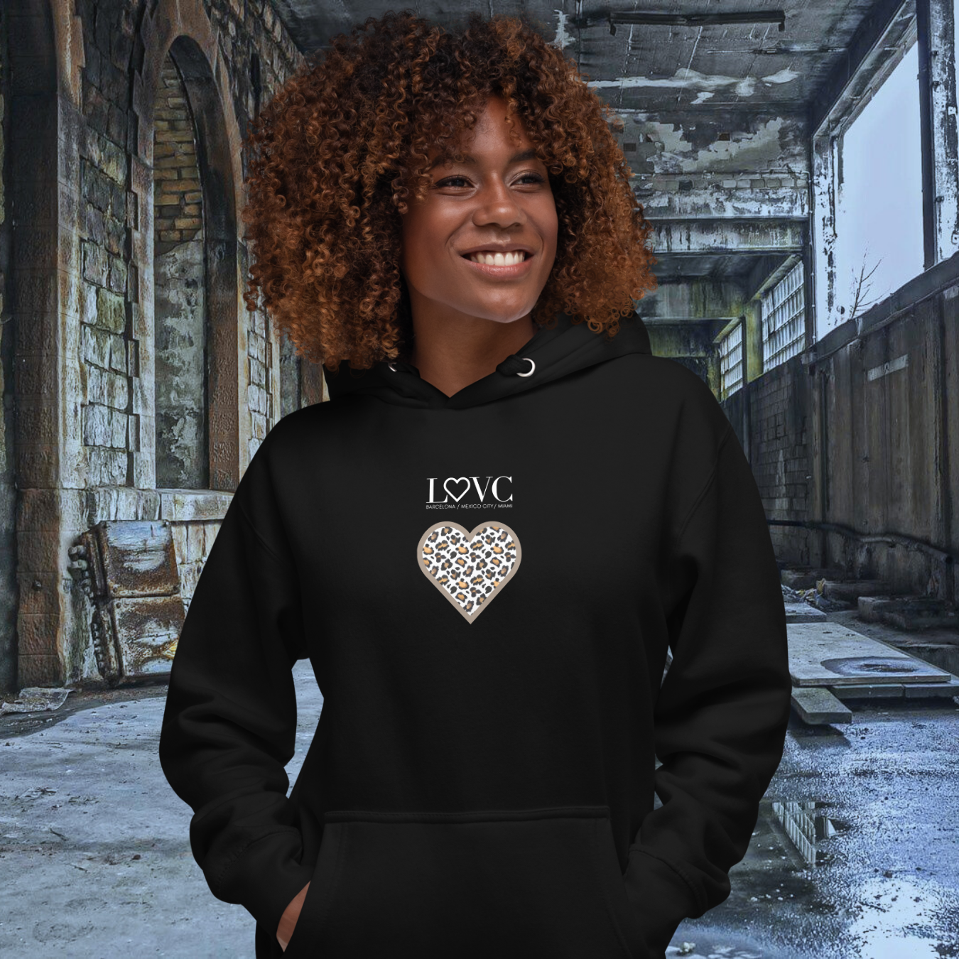 HOODIE CON CAPUCHA MUJER ANIMAL PRINT