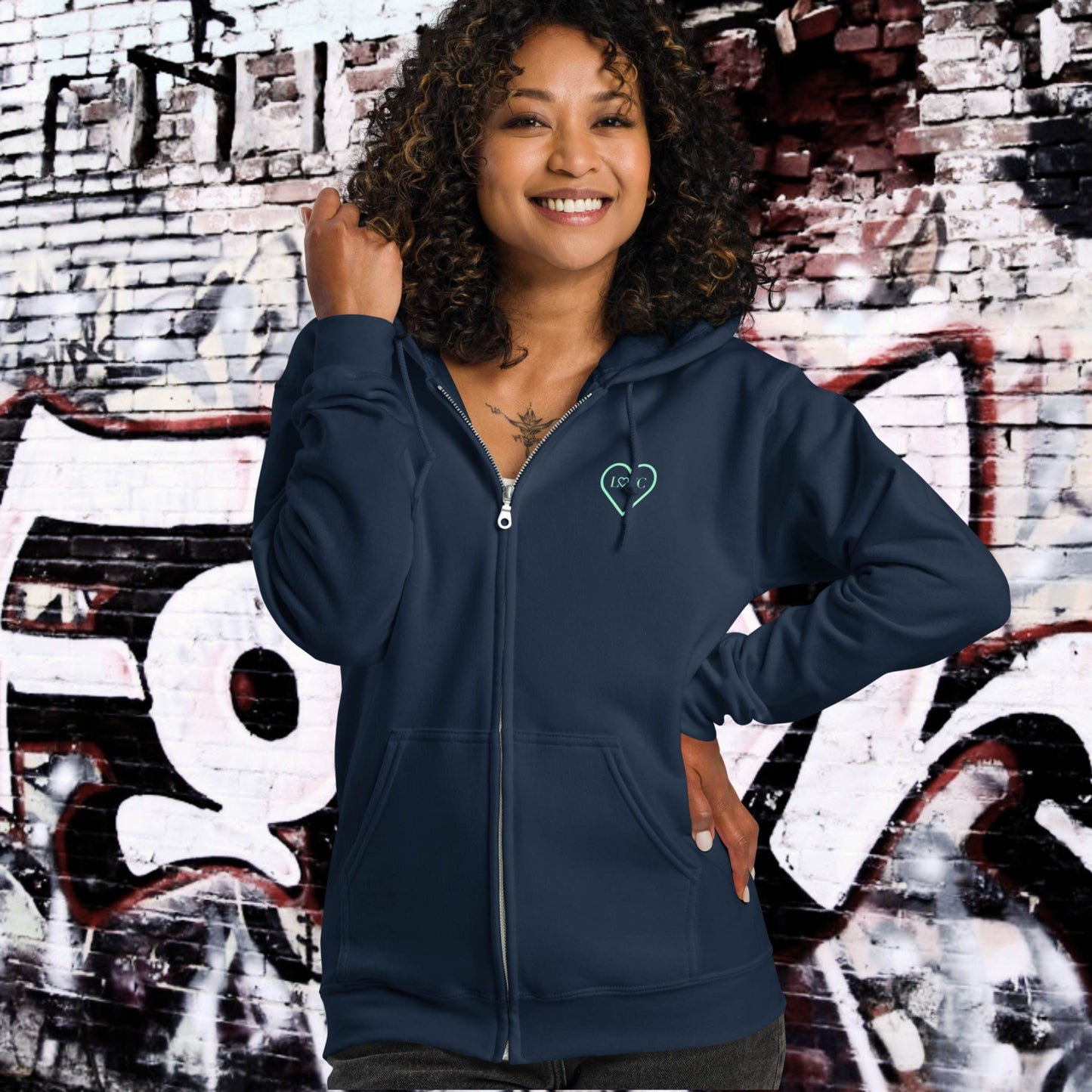 HOODIE CON CAPUCHA Y CREMALLERA MUJER COOL