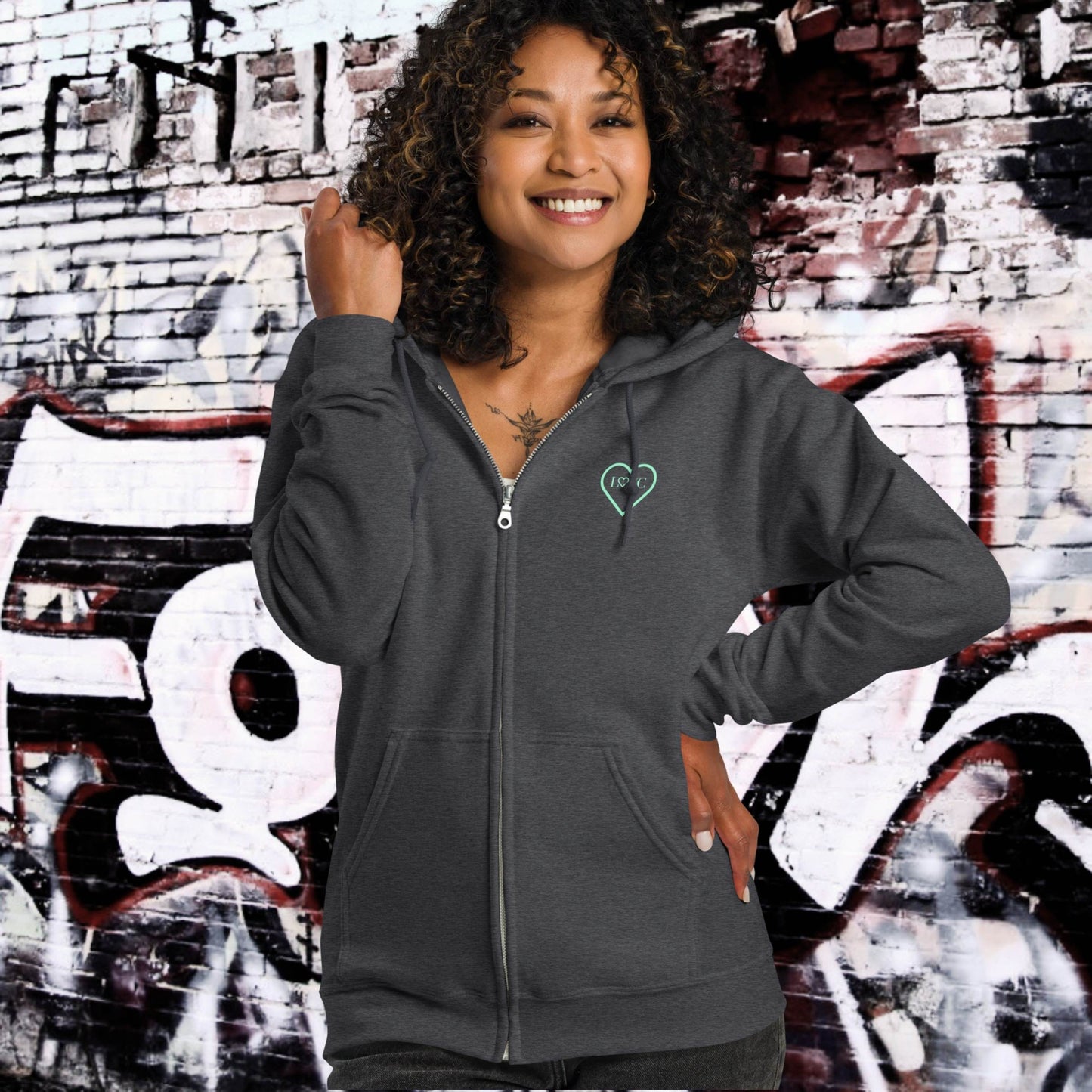 HOODIE CON CAPUCHA Y CREMALLERA MUJER COOL