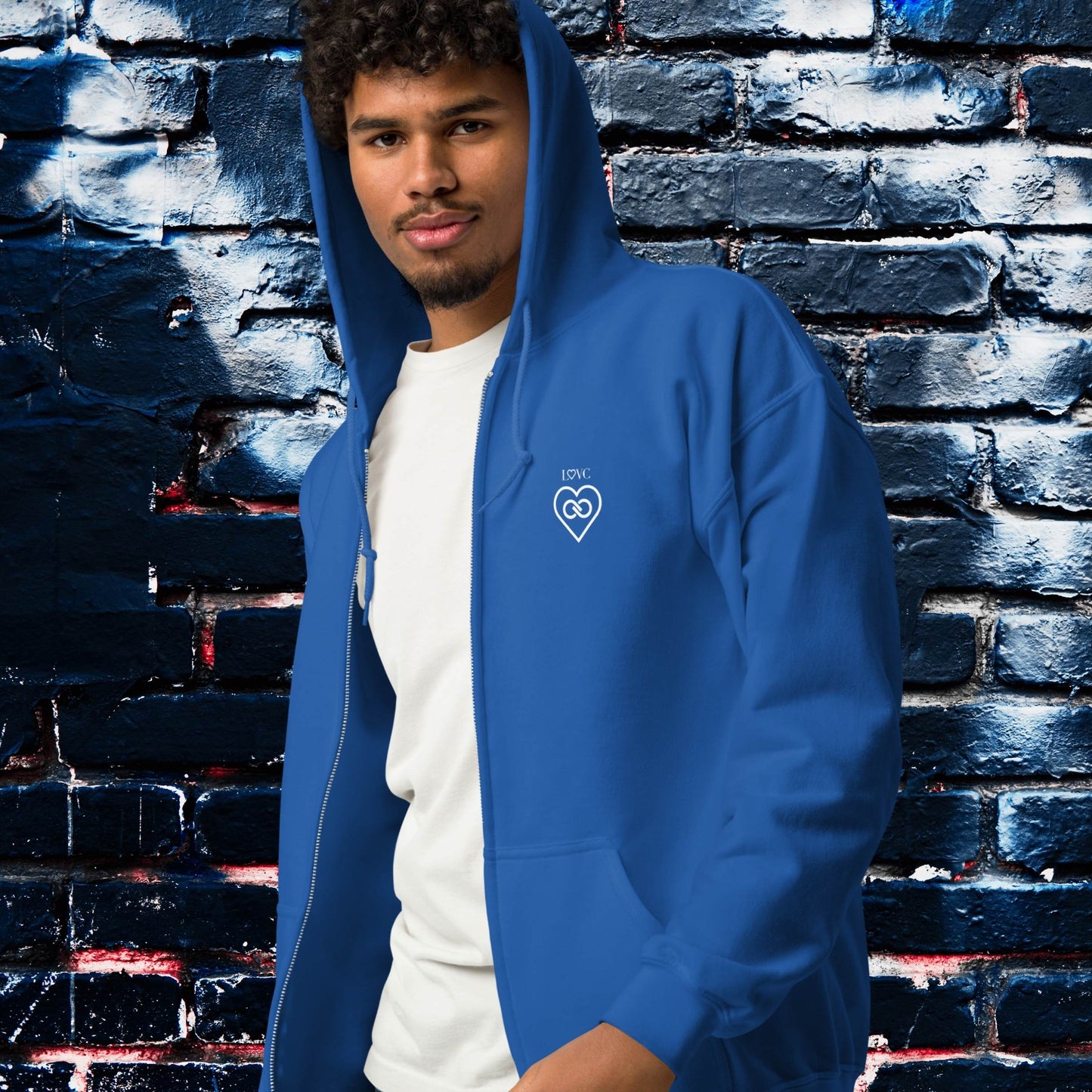 HOODIE CON CAPUCHA Y CREMALLERA HOMBRE INFINITE