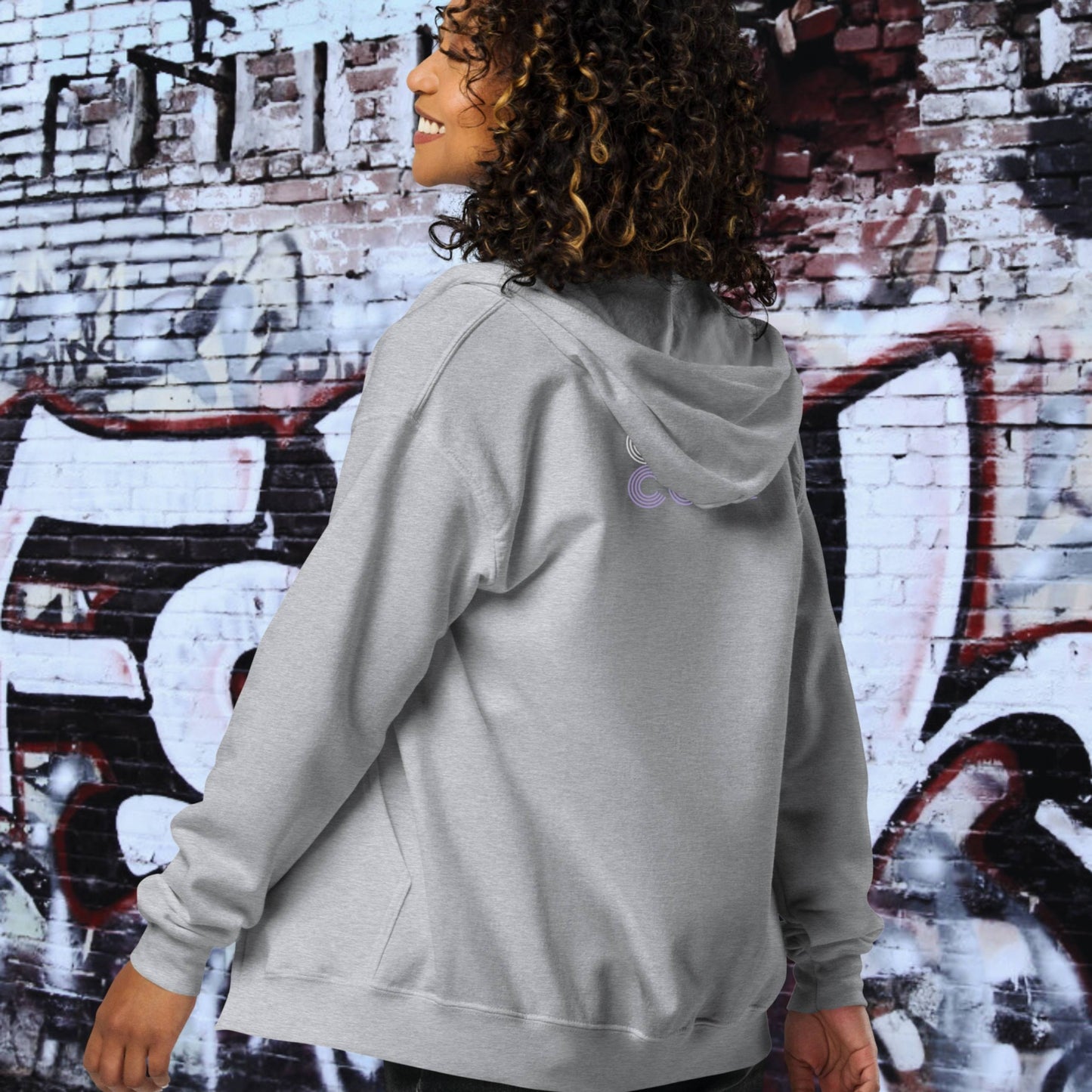 HOODIE CON CAPUCHA Y CREMALLERA MUJER COOL