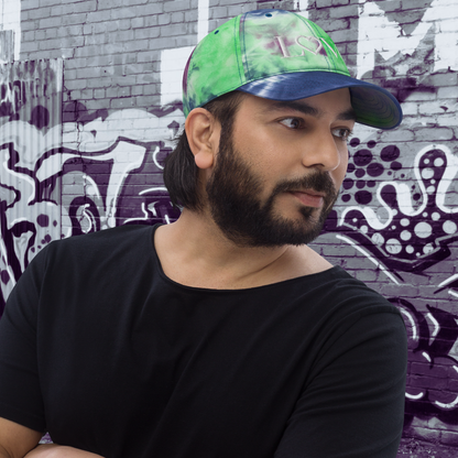 GORRA CON EFECTO TIE DYE HOMBRE LOGO BLANCO